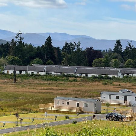Wildcat Lodge Grantown On Spey Exterior photo