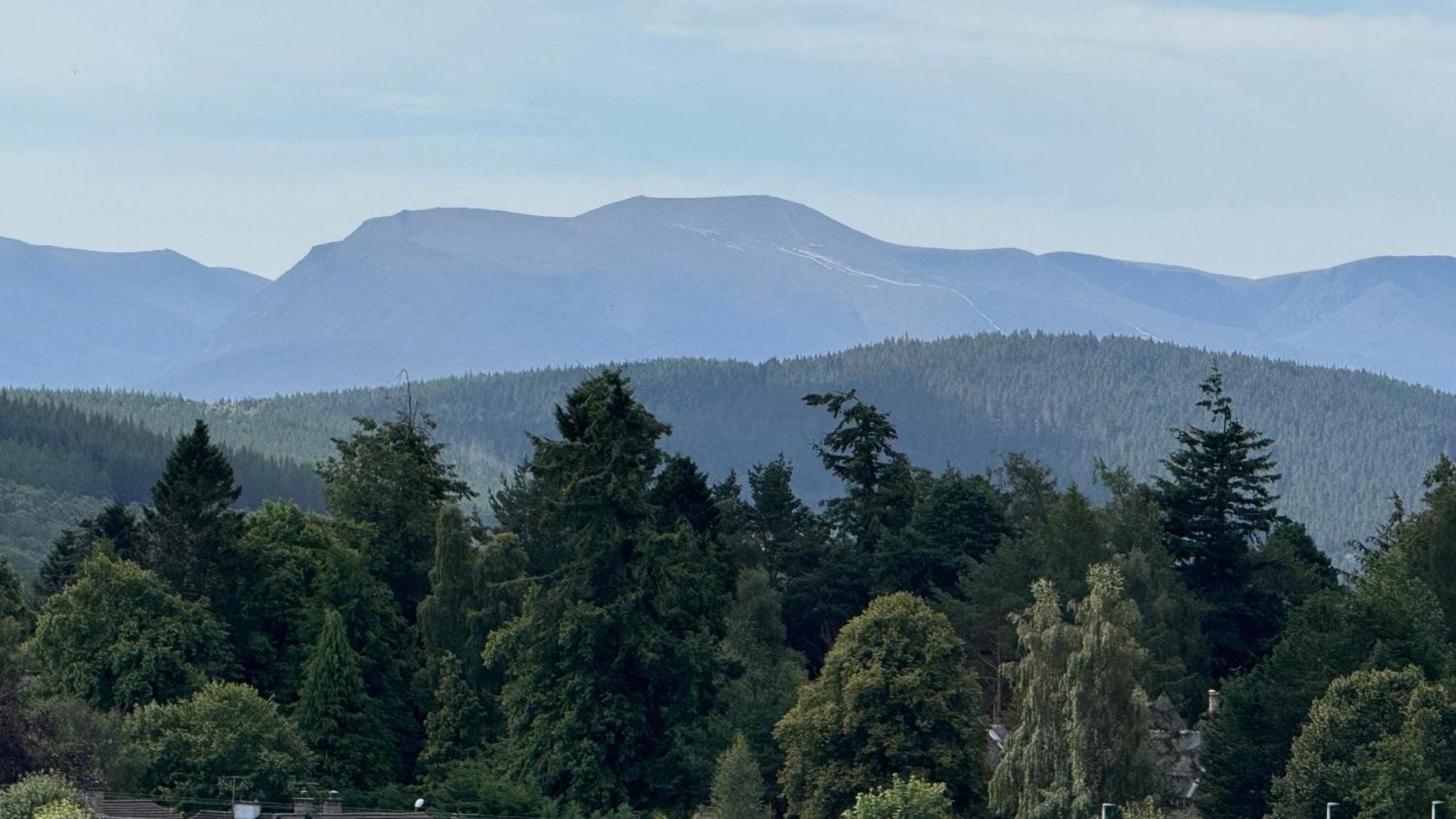 Wildcat Lodge Grantown On Spey Exterior photo